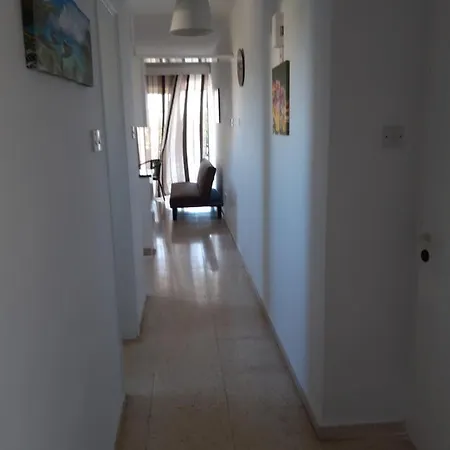 La Veranda Sea View Apartment Larnaca