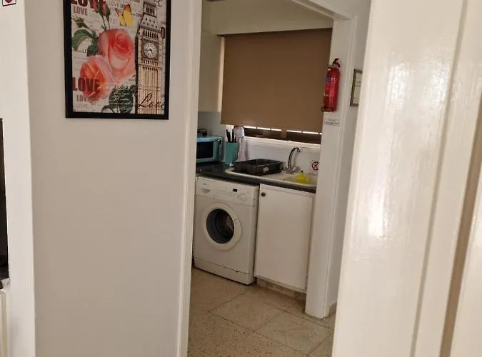 La Veranda Sea View ラルナカ